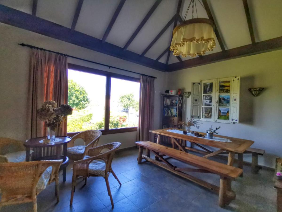 Apartamentos La Cruz de Paderne Navia Luaran gambar