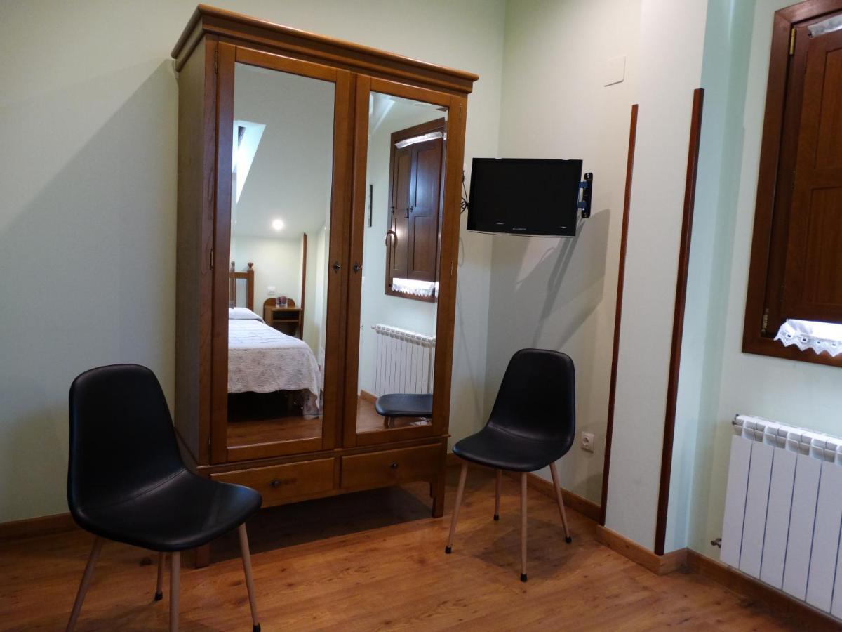 Apartamentos La Cruz de Paderne Navia Luaran gambar