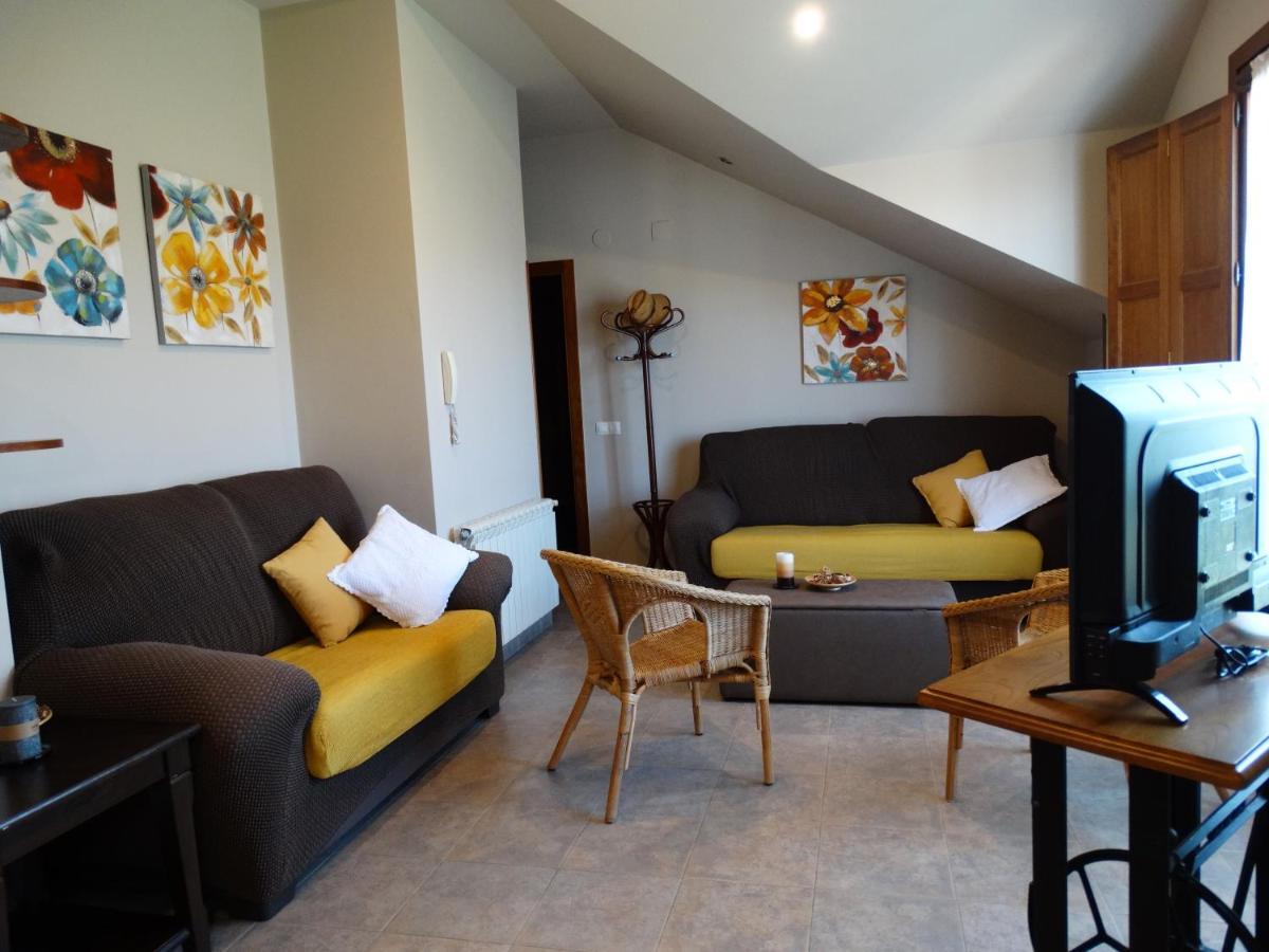 Apartamentos La Cruz de Paderne Navia Luaran gambar