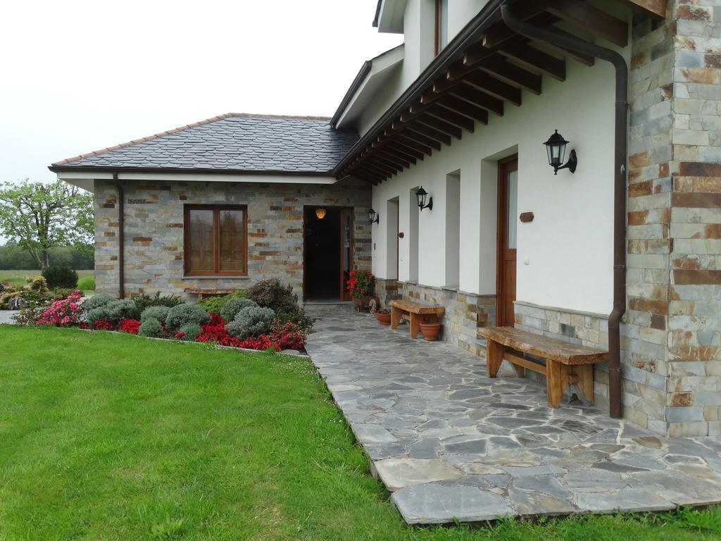 Apartamentos La Cruz de Paderne Navia Luaran gambar