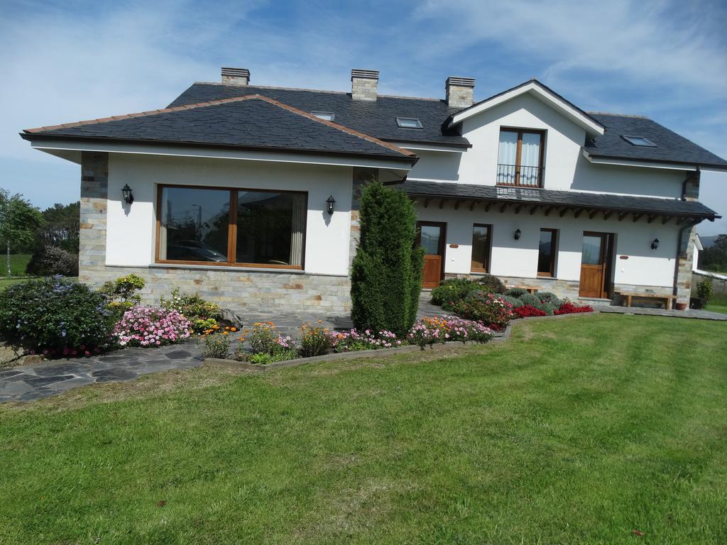 Apartamentos La Cruz de Paderne Navia Luaran gambar
